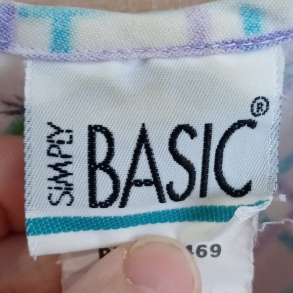 Scrub top extra large cute frogs Simply Basic - Picture 4 of 7